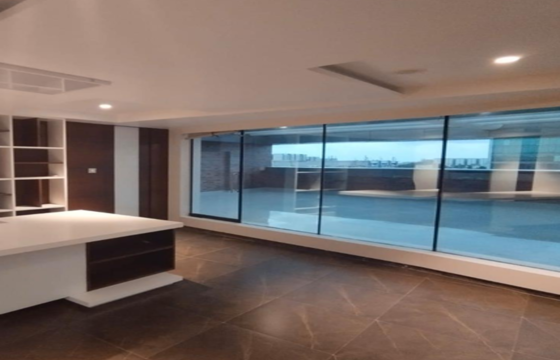 Sale Pre Leased S/F 2245 sft Office, Andheri E Chakala, Pinnacle Business Park.