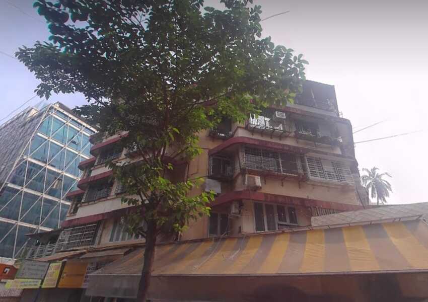 Sale Pre Leased 1015 sft Office, Andheri W Azad Nagar, Kshitij Building.