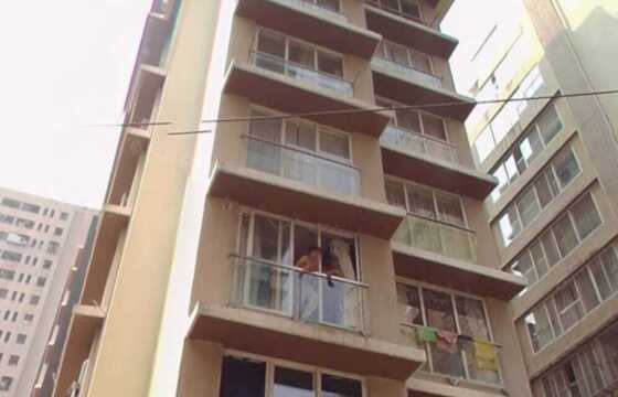 Sale F/F 2 Bhk, 650 sft, in Santacruz W, 17th Rd, Ishaan.