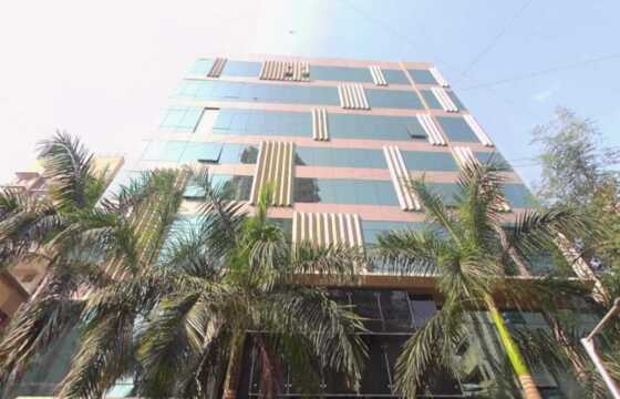 Rent 7500 sft Office in Andheri W, Off New Link Rd, Deluxe House.