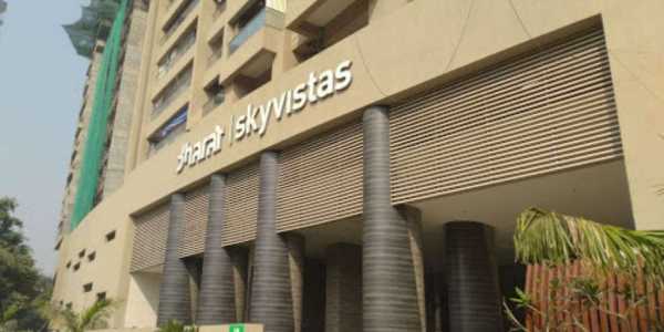 4 BHK Apartment For Rent At Bharat Skyvistas, DN Nagar, Andheri West.
