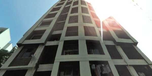 2 BHK Apartment For Sale At Forjett Hill Road, Gowalia Tank.