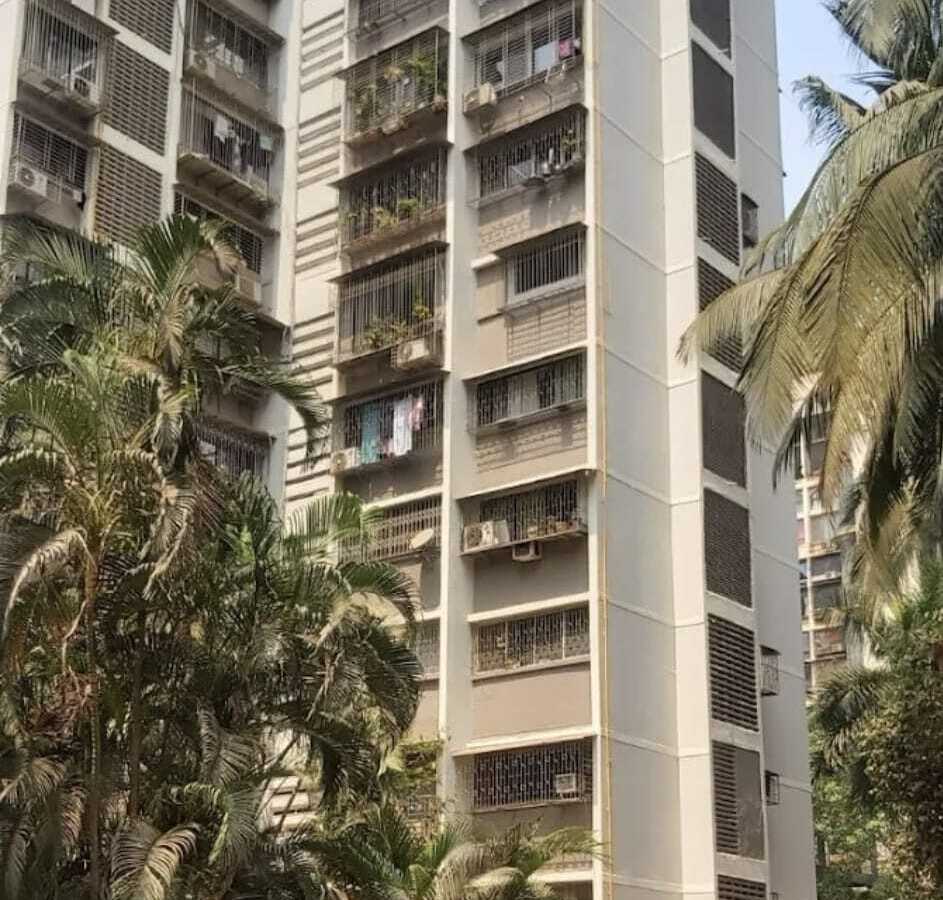 Link Garden Tower in Andheri West, Oshiwara.