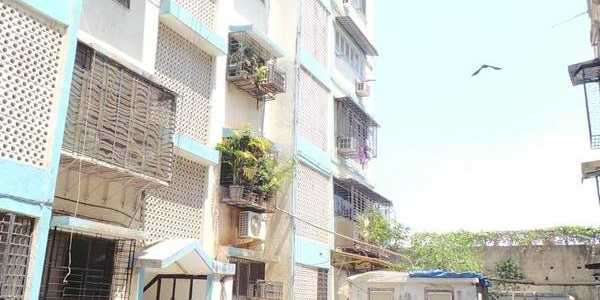 3 BHK Apartment For Rent At Juhu Tara Road.