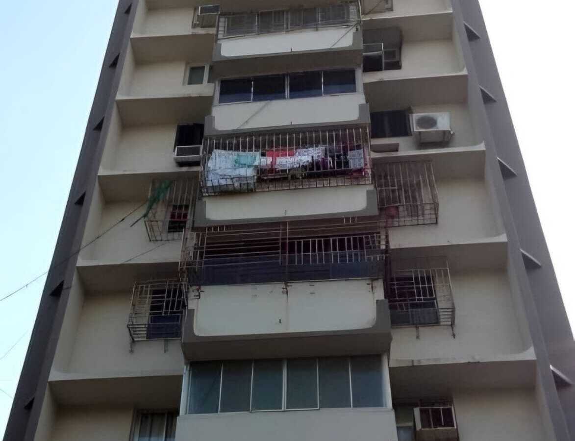 Erlyn in Bandra West.