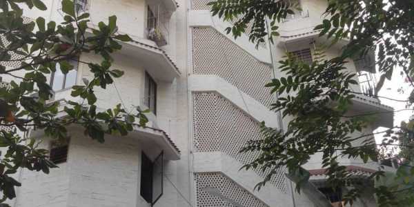 2 BHK Apartment For Sale At PD Hinduja Road, Khar West.