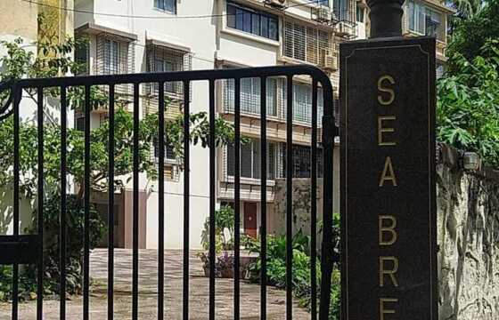 Rent Semi furnished 1 Bhk in Bandra W, Mt Mary, Sea Breeze.