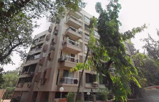 Sale 2+2 Bhk Jodi in Juhu, Juhu Tara Rd, Sea Queen. Redevelopment Scope.