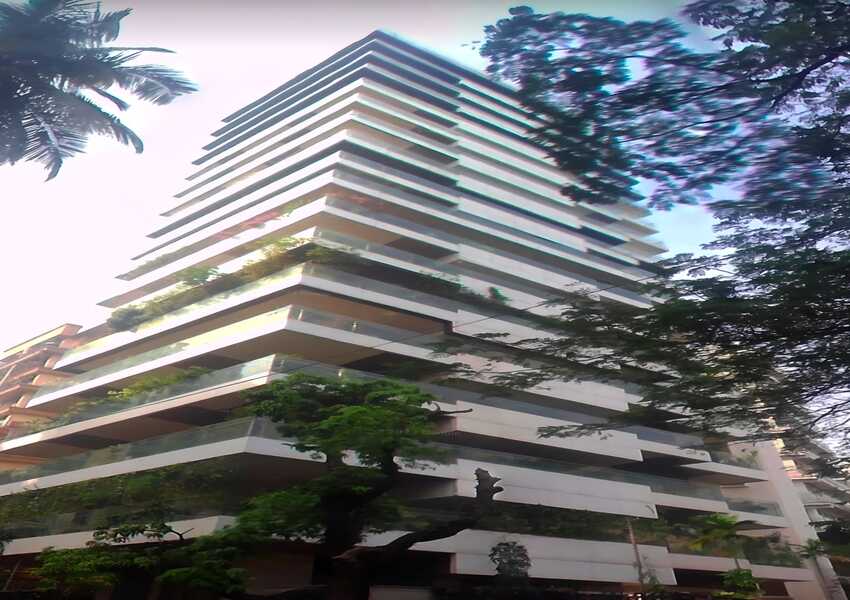 Sale 3698 sft Flat with Terrace, Khar W, DB Breeze.
