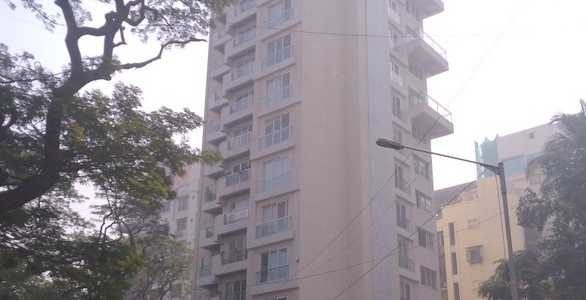 3.5 BHK Apartment For Rent At Chitrakar Dhurandhar Road, Khar West.