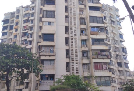2 BHK Apartment For Rent At Ocean View, Khar West.