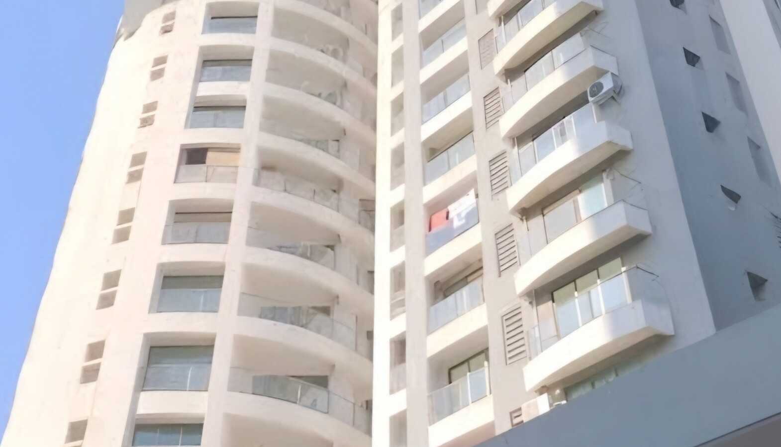 Cosmopolis Tower, Andheri West.