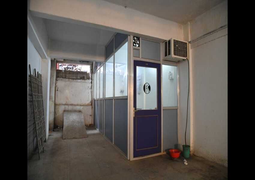 4675 sft in Industrial Estate, Lalbaug Rent or Sale, Suitable for Storage or Industrial Work