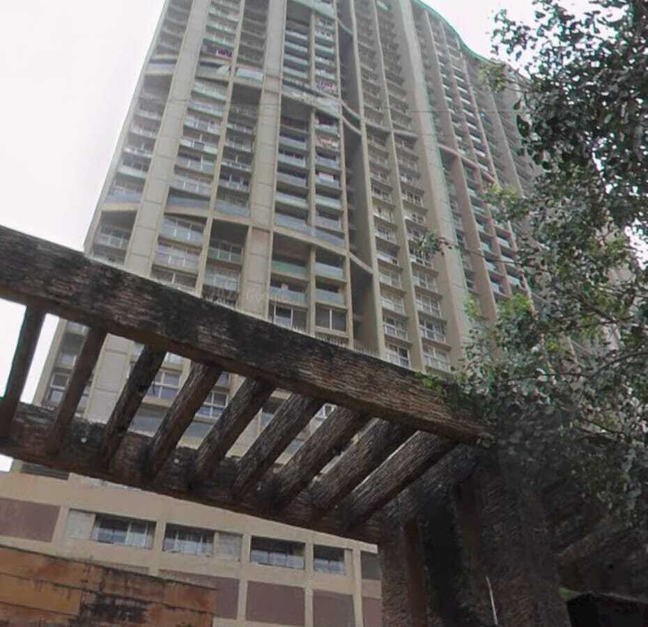 Rent F/F 3 Bhk, 1090 sft, at Runwal Elegante, Andheri W, Lokhandwala.