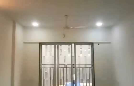 Sale 2 Bhk, 711 sft, in Vile Parle E, Nehru Rd.