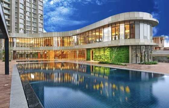 Sale 3 Bhk, 1287 sft, Runwal Elegante, Andheri W Lokhandwala.