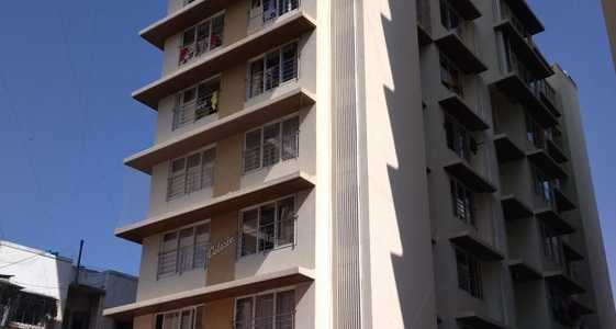 2 BHK Apartment For Rent At 14th Road, Khar West.