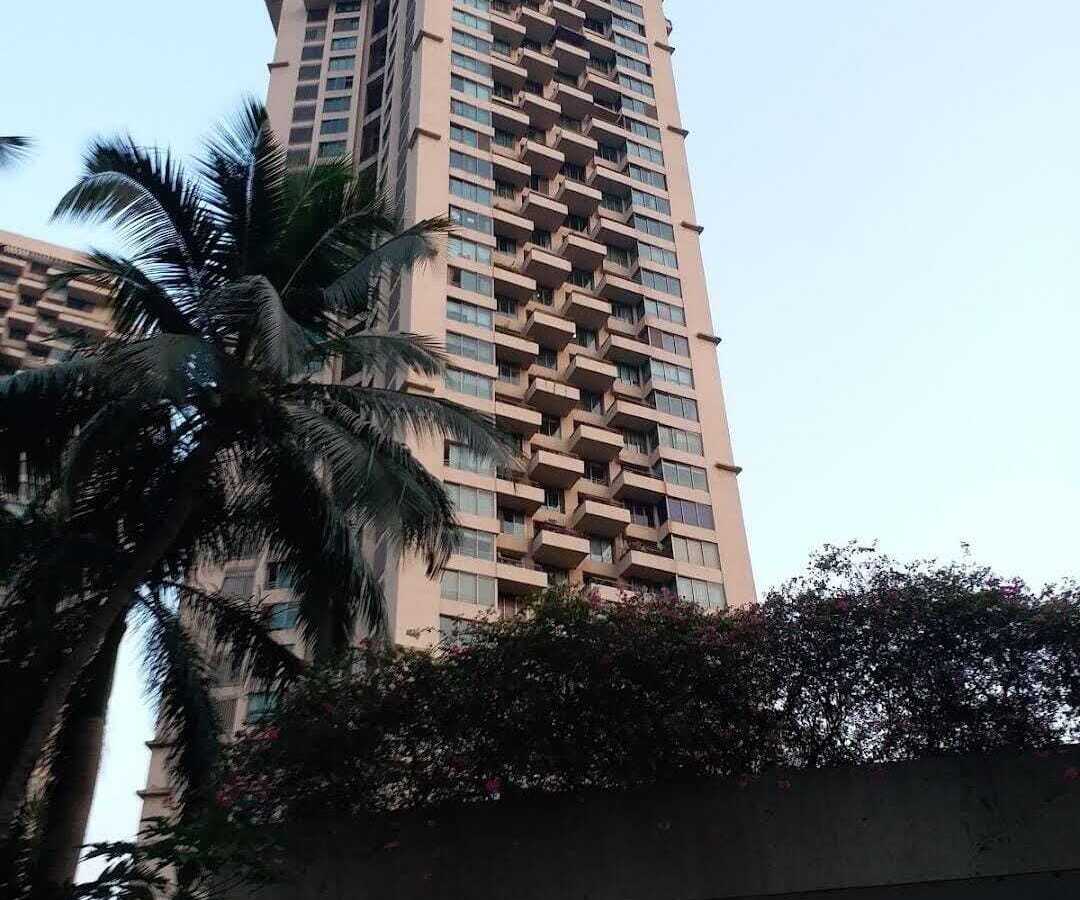 Sale Furnished Flat, in Andheri W, Oberoi Springs, Off New Link Rd.