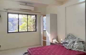 Rent Furnished 2 Bhk in Andheri W, DN Nagar.