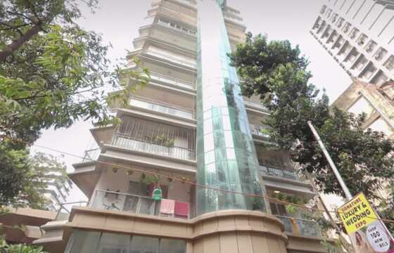 Sale 3 Bhk in Khar W, Khar Pali Rd, Zindagi Chsl.