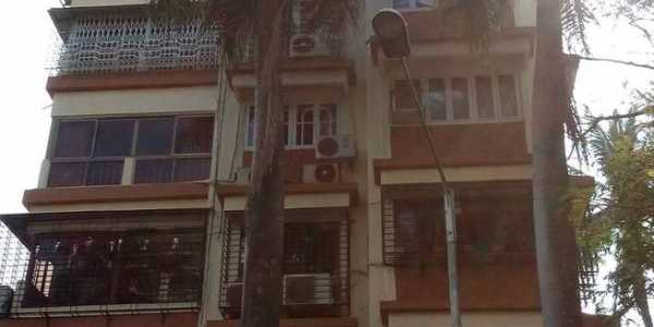 3 BHK Apartment For Sale At Perry Cross Road, Bandra West.