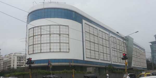 322 Sq.ft. carpet Commercial Shop For Sale At Rustomjee Eaze Zone, Malad West.