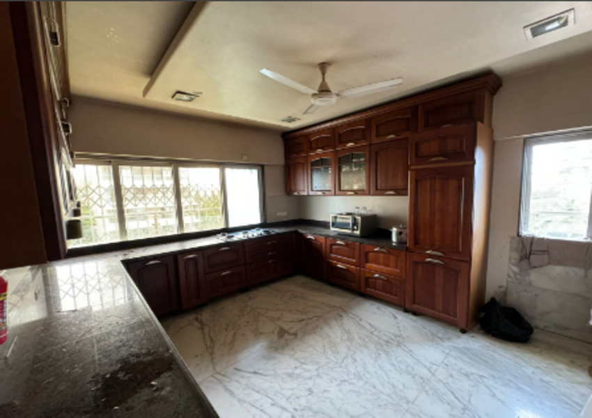 2400 sq.ft. 4 bhk Flat for Sale, Juhu JVPD Scheme, NS Rd no 10