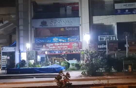 For Sale 6040 sft Showroom in Kandivali W, Mahavir Nagar