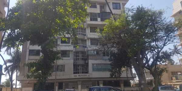 2 BHK Apartment For Sale At Juhu Tara Road.