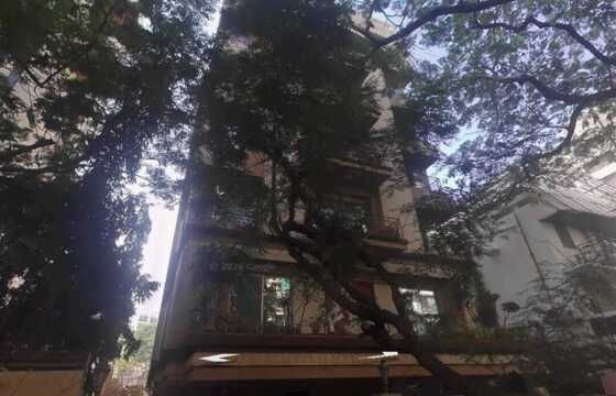 Sale 4 Bhk, 1800 sft, Juhu JVPD, Govind Vihar.