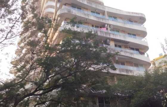 Sale Pre Leased Sea View 4 Bhk, Khar W, Pali Hill, Dunhill Apartments.