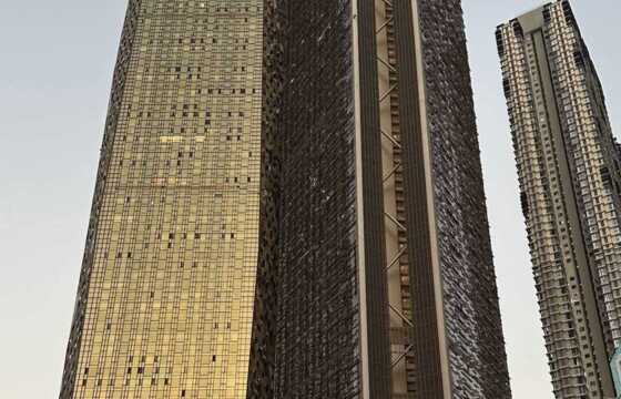 Rent 3 Bhk, 1322 sft, at Lodha Trump Tower, Worli.