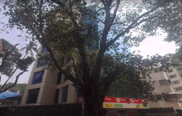 Furnished Office of 650 sq.ft. for Rent at Vinayak Chambers, Khar West.