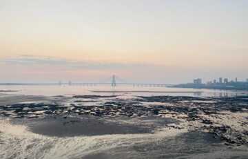 The Sea view from the 4 bhk flat for sale in Mumbai