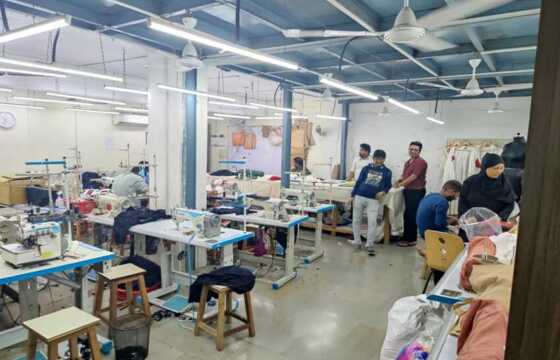 Rent 1800 sft Office/ Mfg Space, Govandi E, BS Devashi Marg.
