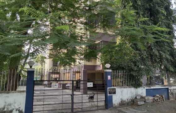 Sale 2 BHK, 1,050 sft, in Santacruz W, Daulat Nagar, Nutan Alka Society.