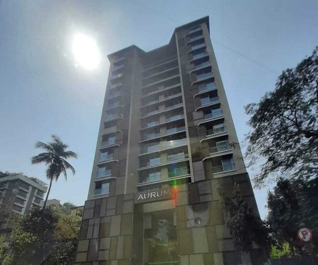 Aurum, Santacruz West.