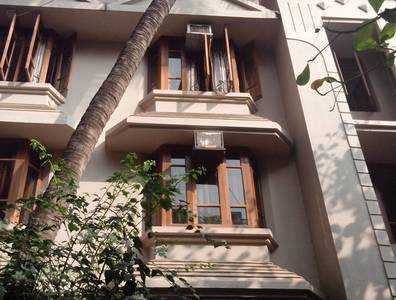 2 BHK Apartment For Rent At Off Carter Road, Bandra West.