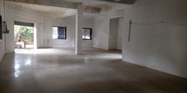 1912 sq.ft. carpet Commercial shop for sale in Mulund Lbs Marg, Road facing Opp metro, Opp. Johnson &amp;amp;amp; Johnson