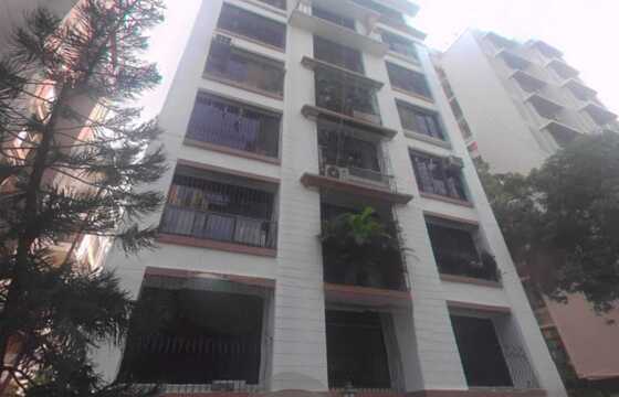 Sale Semi furnished 3 BHK, 900 sft, in Santacruz West, Off SV Rd, Orchid Glade.