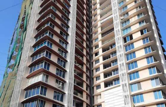 Sale Semi furnished Sea View 4 Bhk, 1900 sft, Khar W, Joy Legend.