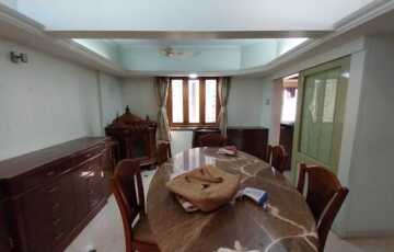Dinning Table