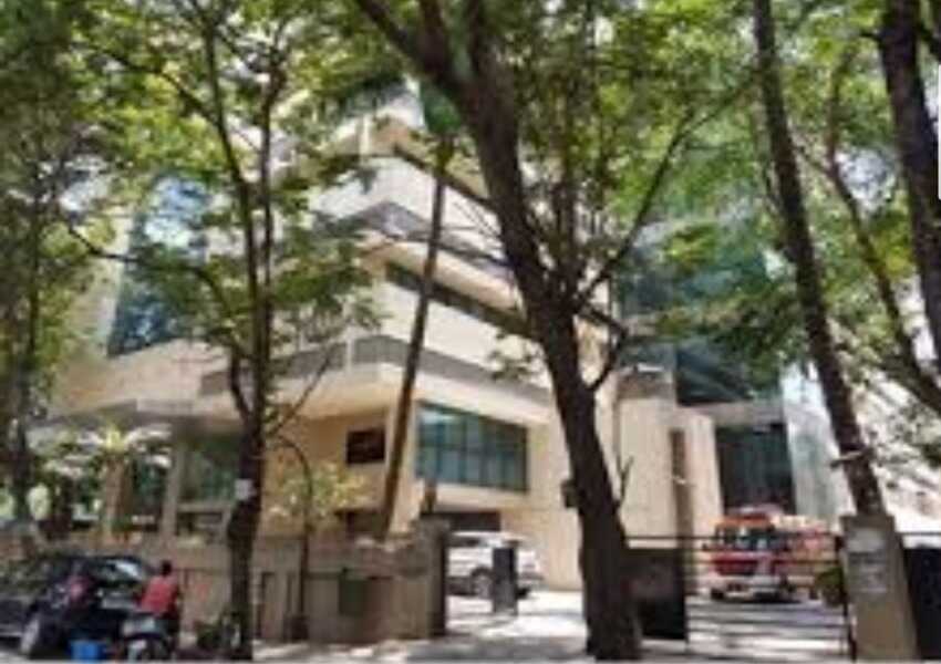 Rent Furnished 550 sft Office, Off Link Rd Andheri W, Raheja Plaza.