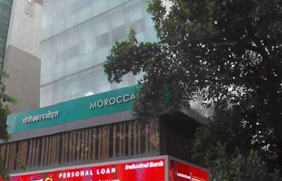 Rent F/F 1750 sft Office in Linking Rd, Khar W, Glacis Tower.