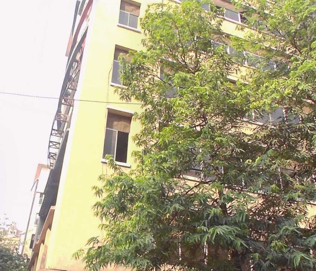 Rent 2000 sft Office, at Link Rd, Andheri W, VIP Plaza.