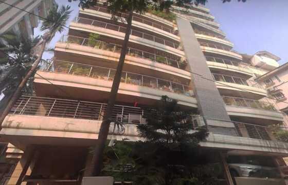 Rent S/F 3 Bhk + Terrace in Santacruz W Lewis Villa, St. Francis Rd.