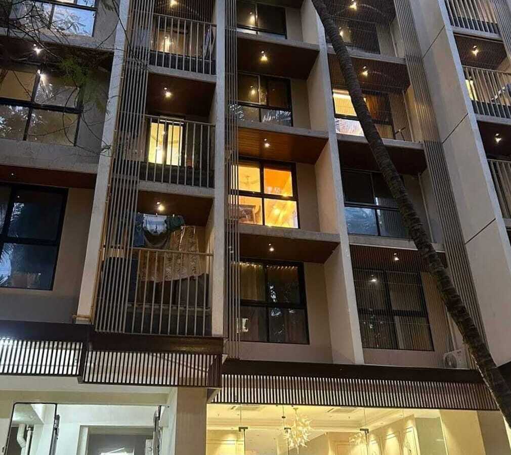 Platinum Pristine, Andheri West