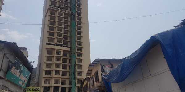 3 BHK Apartment For Rent At Lashkaria Empress, Adarsh Nagar Road, Andheri West.