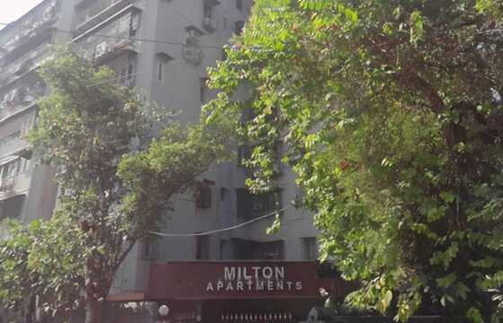 Rent, Furnished Sea Facing 2 BHK at Juhu Tara Rd, Milton Apt.
