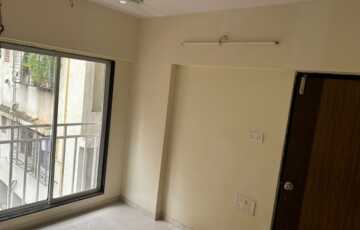 1 bhk For Rent at Star Mall Shivaji mandir, Ganesh Peth Lane Dadar West Vastu compliant, in the heart of city